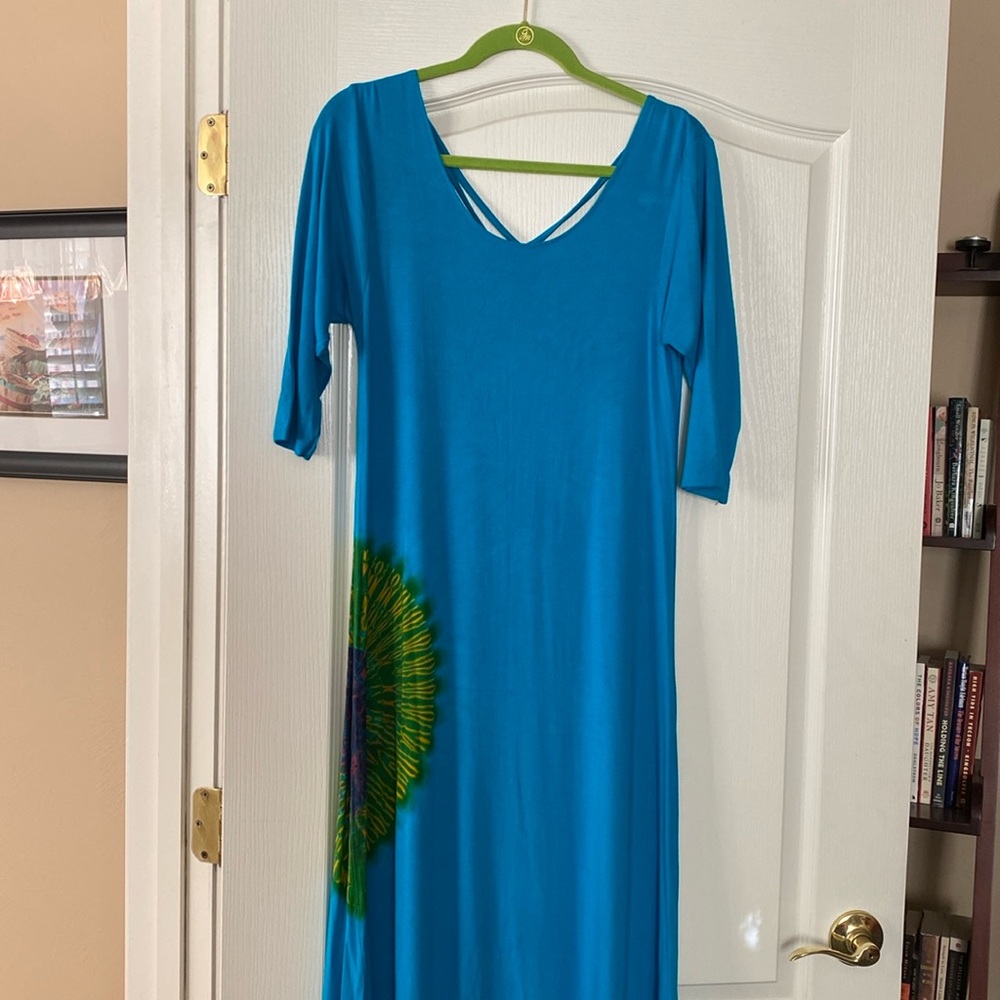 Stunning NWOT Maxi Dress